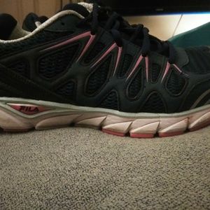 Women's Fila sneakers